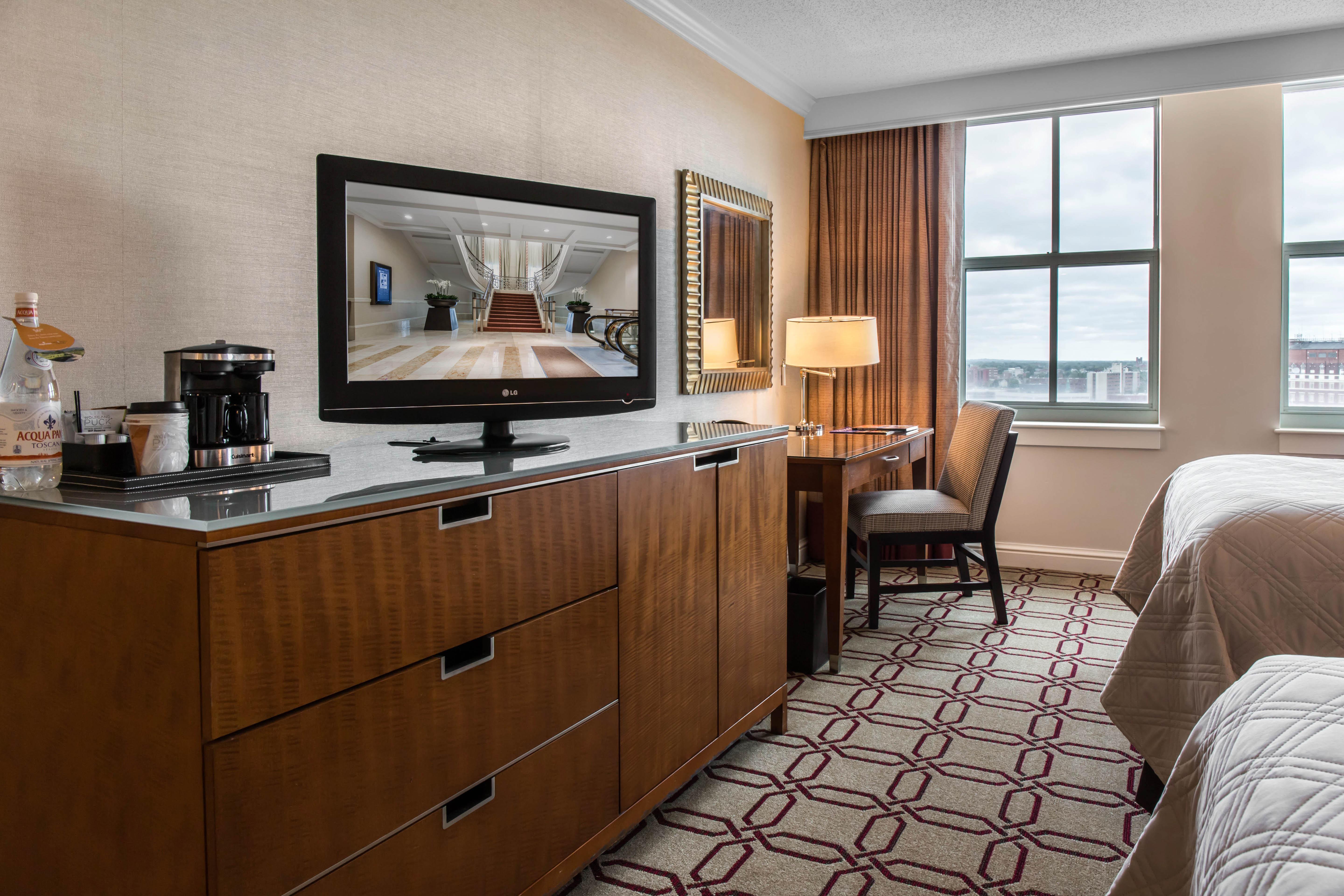 Omni Providence Hotell Exteriör bild